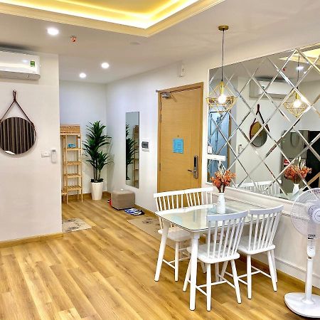 Tms - Pullman Luxury Outlet - High Floor Beach View Bed & Breakfast Quy Nhon Bagian luar foto