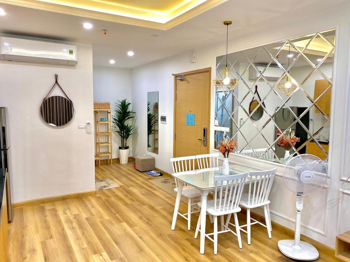 Tms - Pullman Luxury Outlet - High Floor Beach View Bed & Breakfast Quy Nhon Bagian luar foto