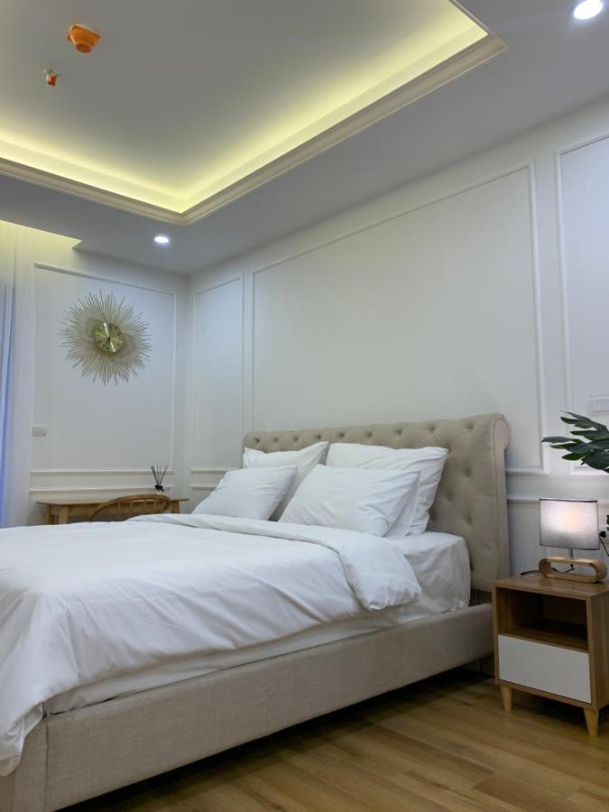 Tms - Pullman Luxury Outlet - High Floor Beach View Bed & Breakfast Quy Nhon Bagian luar foto