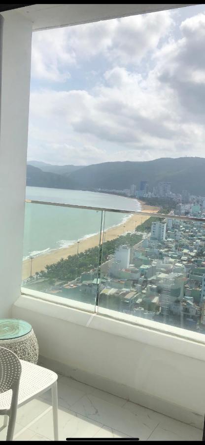Tms - Pullman Luxury Outlet - High Floor Beach View Bed & Breakfast Quy Nhon Bagian luar foto